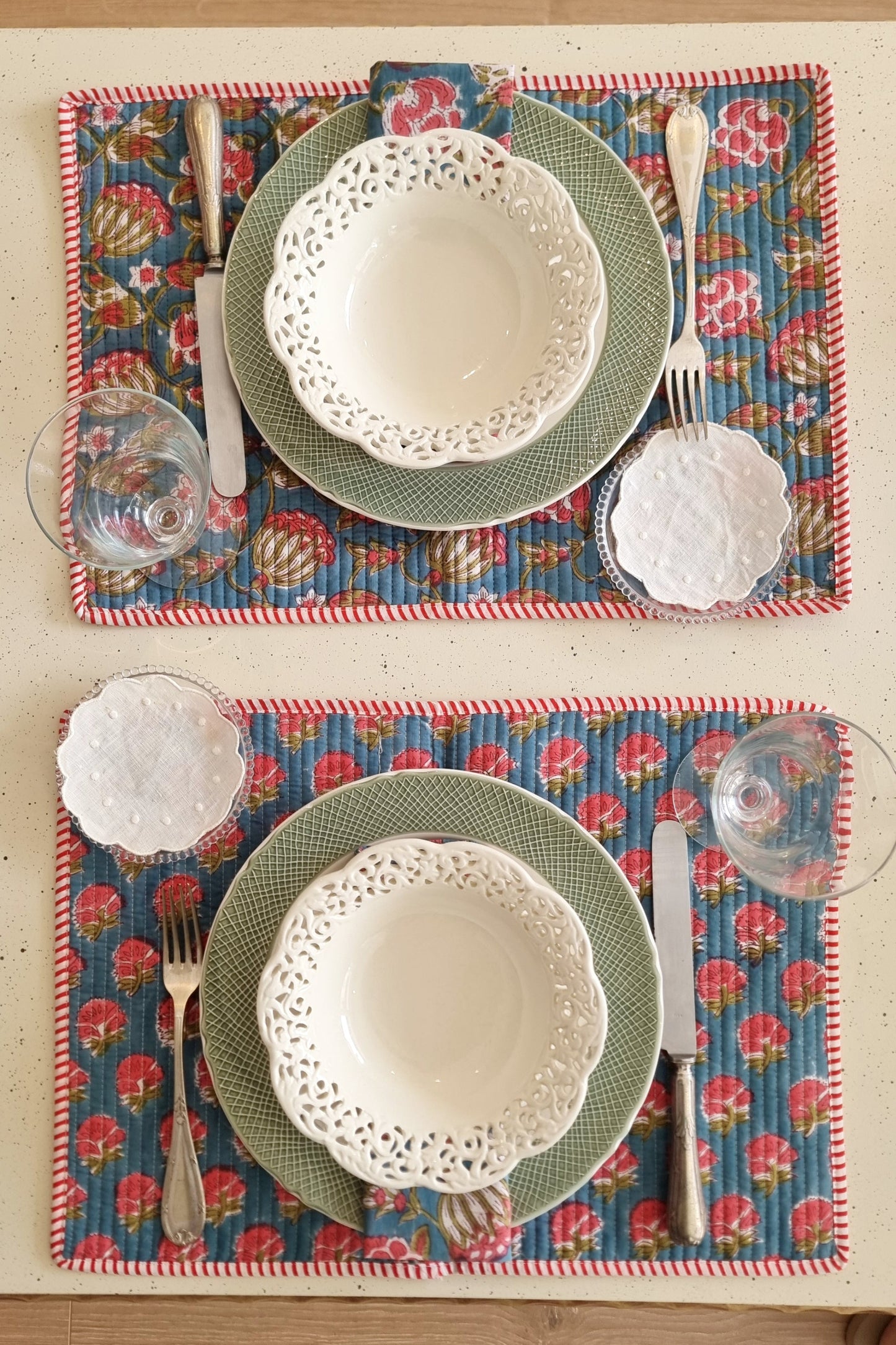 Individual reversible - N.º6 Azul flores rojas