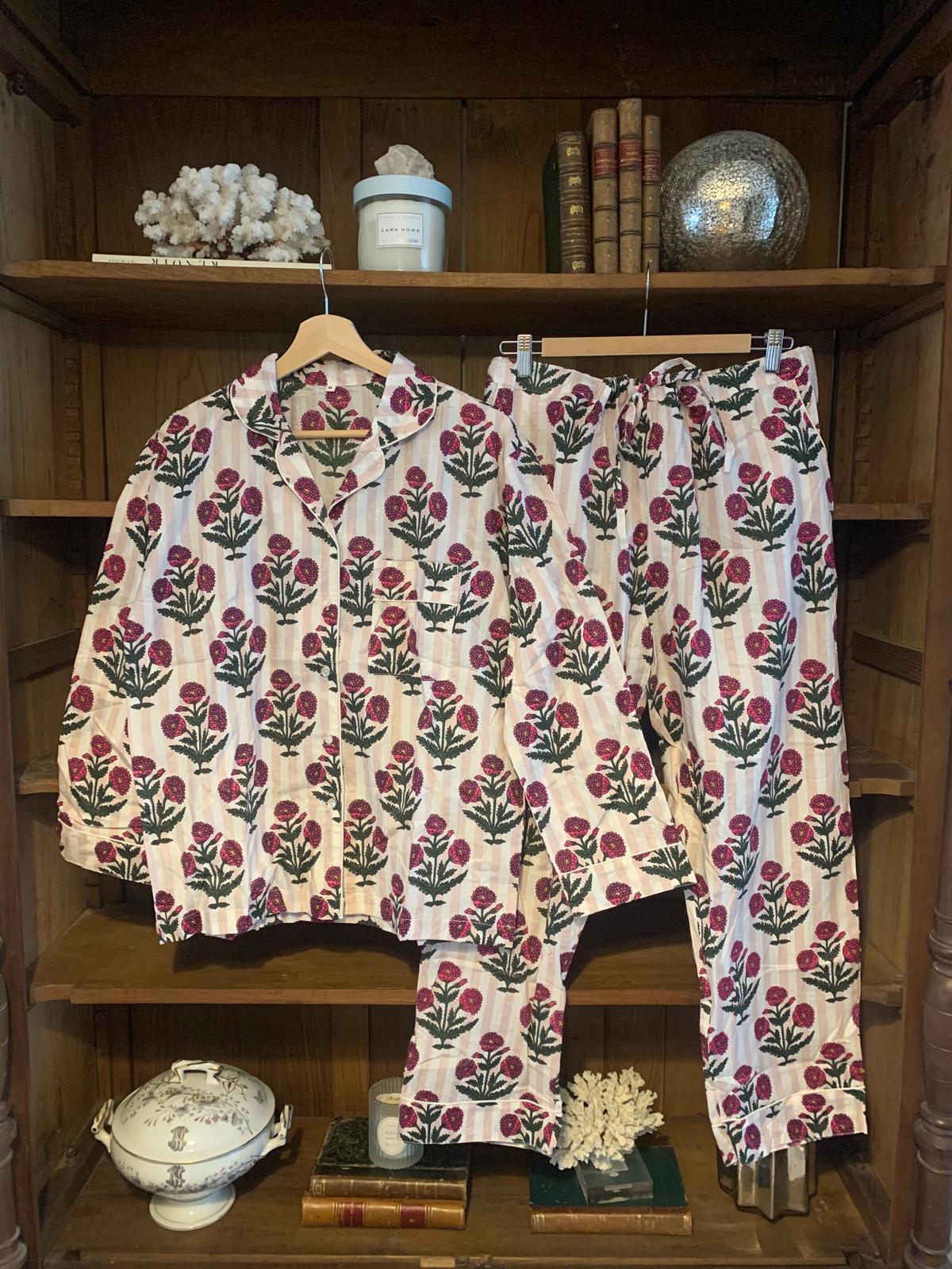 Pijama flor India rosa