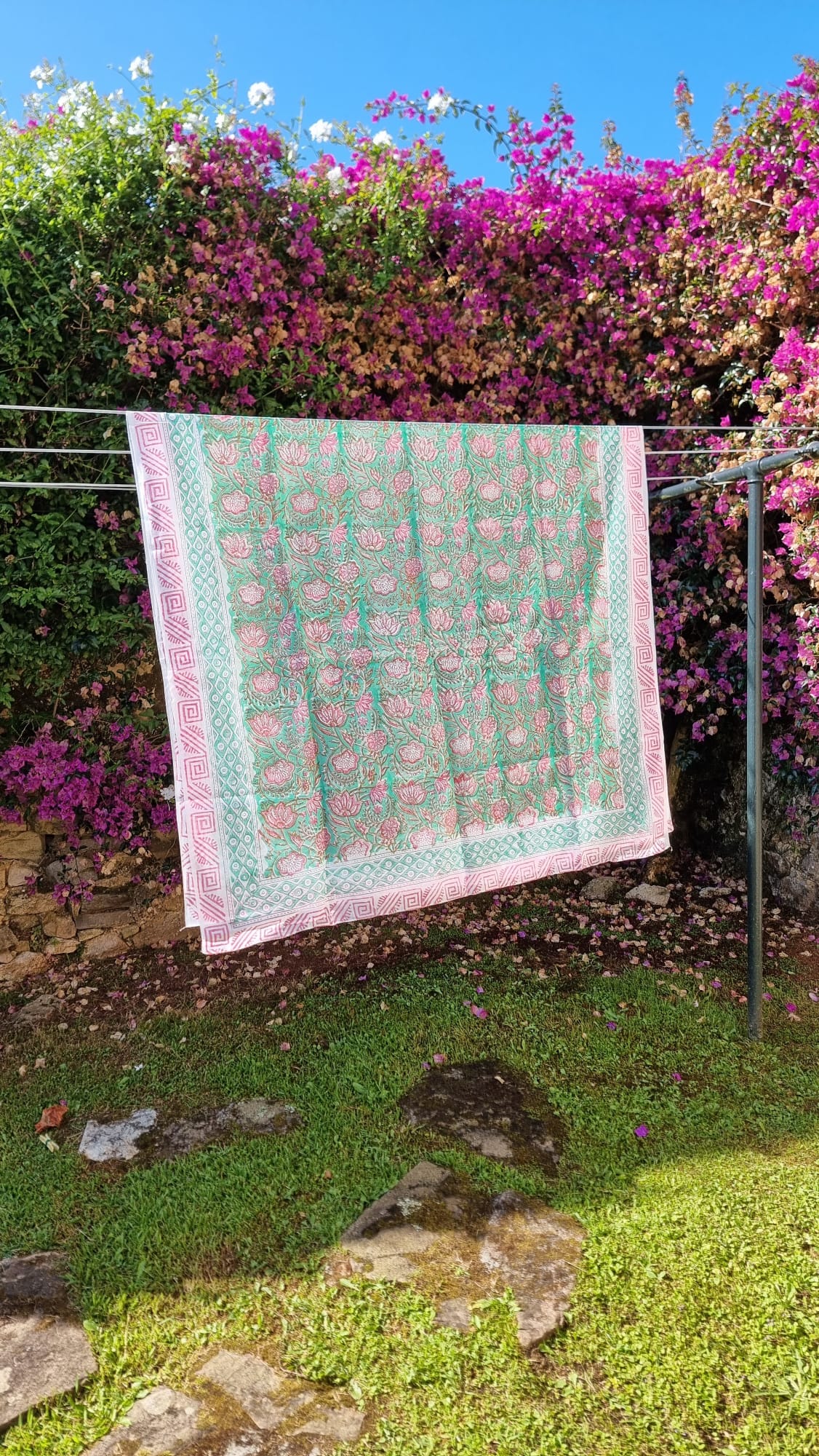 Pareo flores verde y rosa