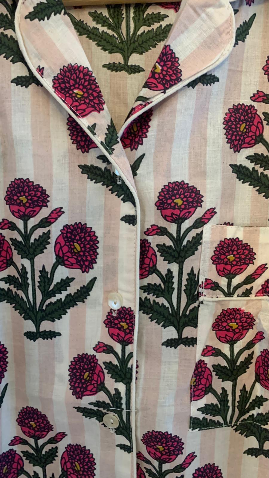 Pijama flor India rosa