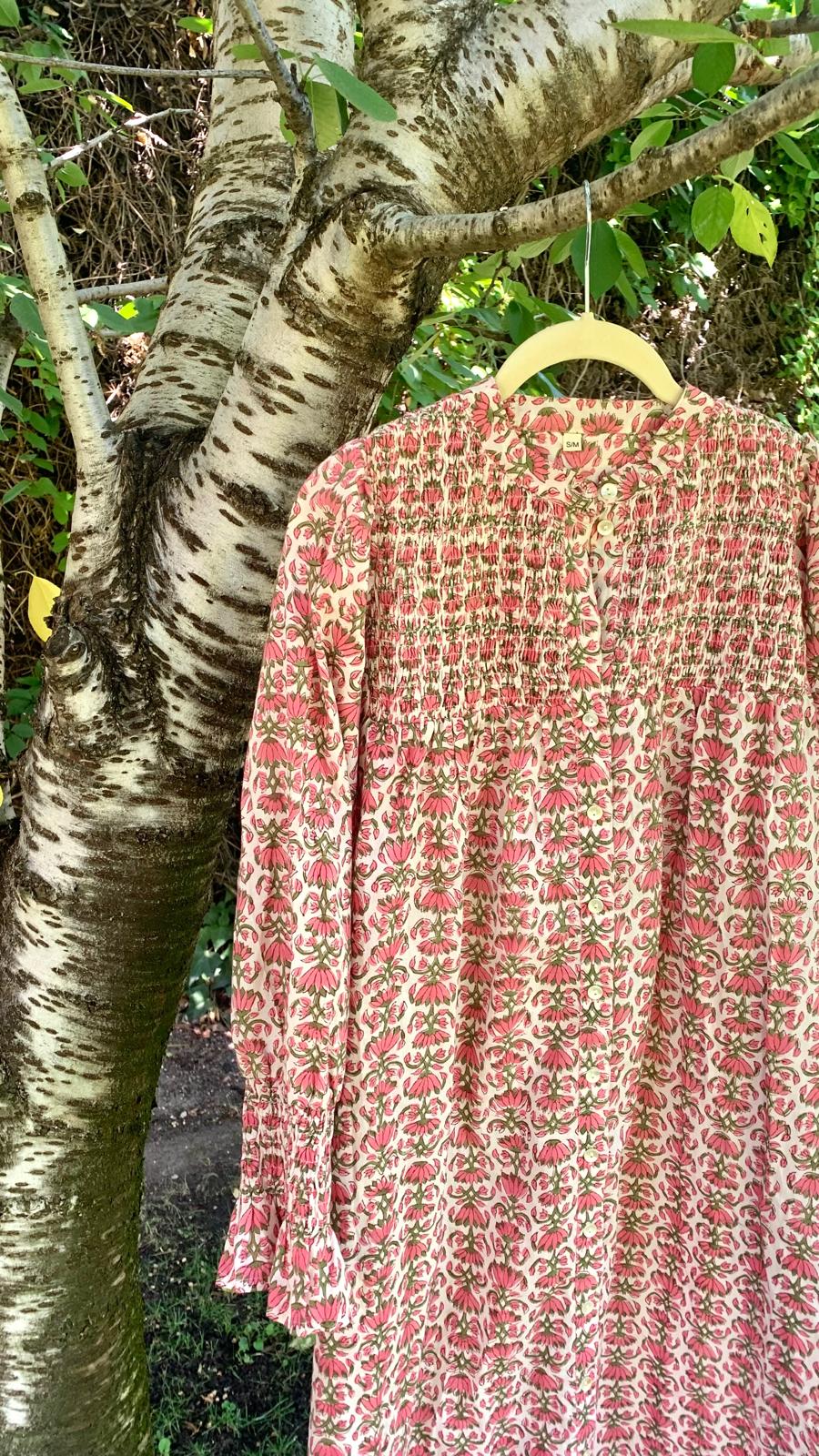 Vestido blanco flores rosas